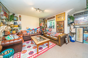 FAMILY ROOM- click for photo gallery